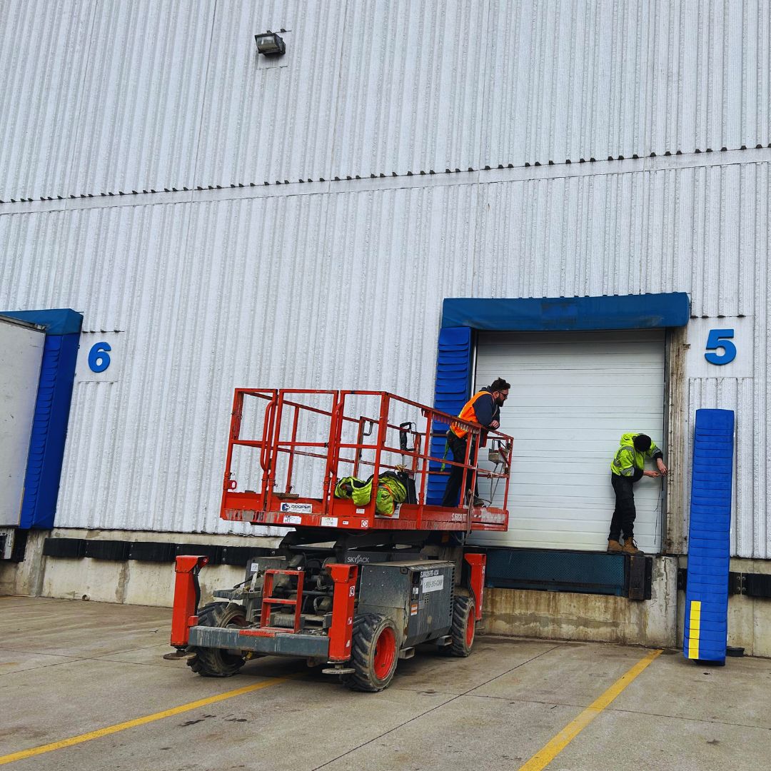 ArmstrongWarehousing tweet media