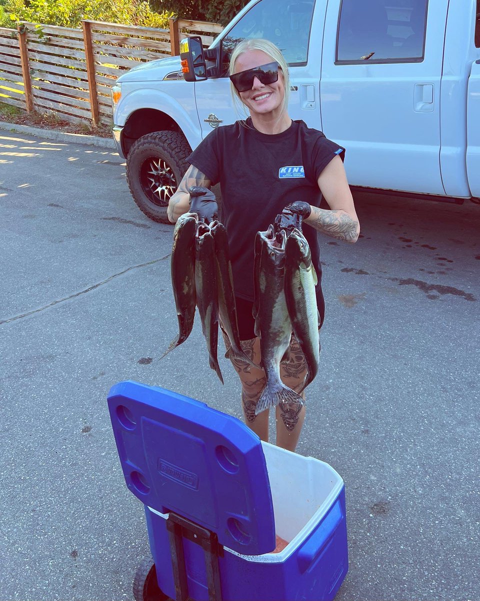 WranglerQueen's tweet image. RT if I am your type😌