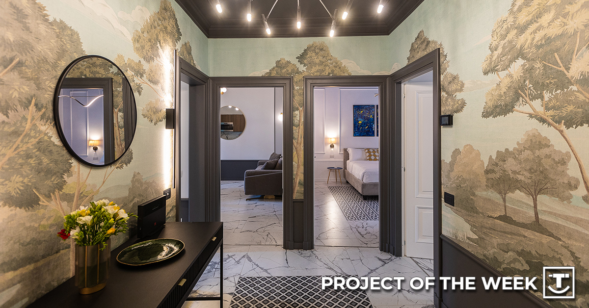 #ProjectOfTheWeek | The Romulus, a combination of history and modernity in the heart of Rome. The entrance, enriched by the 'Promenade' #wallpaper by #Tecnografica. 
▶️ ow.ly/PtyL50R7sYO
#interiordesign
