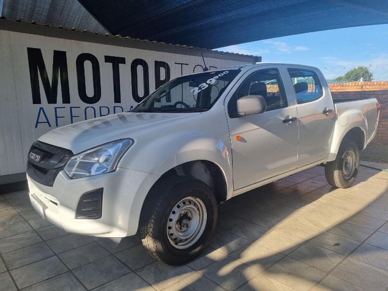 ablogisticszim's tweet photo. Isuzu D-Max 250 HO Double-Cab
 Manual Transmission
2020 Model
Automatic Transmission
Price Before duty: $13,620
Mileage: 154,000km
Call/app 0776366501
Email: tich@abnormalbeitbridge.co.zw https://t.co/VXiCz2ll9Z