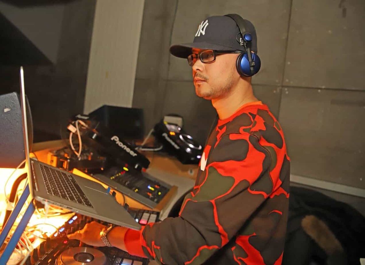 stormdjs's tweet image. Get your event rocking with the UK's top K-Pop DJ, Seoul Train 🎧🎶. Known for his expertise in K-Pop, Korean Hip-Hop, US Hip-Hop, R&amp;amp;B, and EDM, he's your first choice for a high-energy night. Book now! #DJSeoulTrain #UKDJs #EventPlanning 🎉🔥
storm-djs.com/djs/seoul-trai…