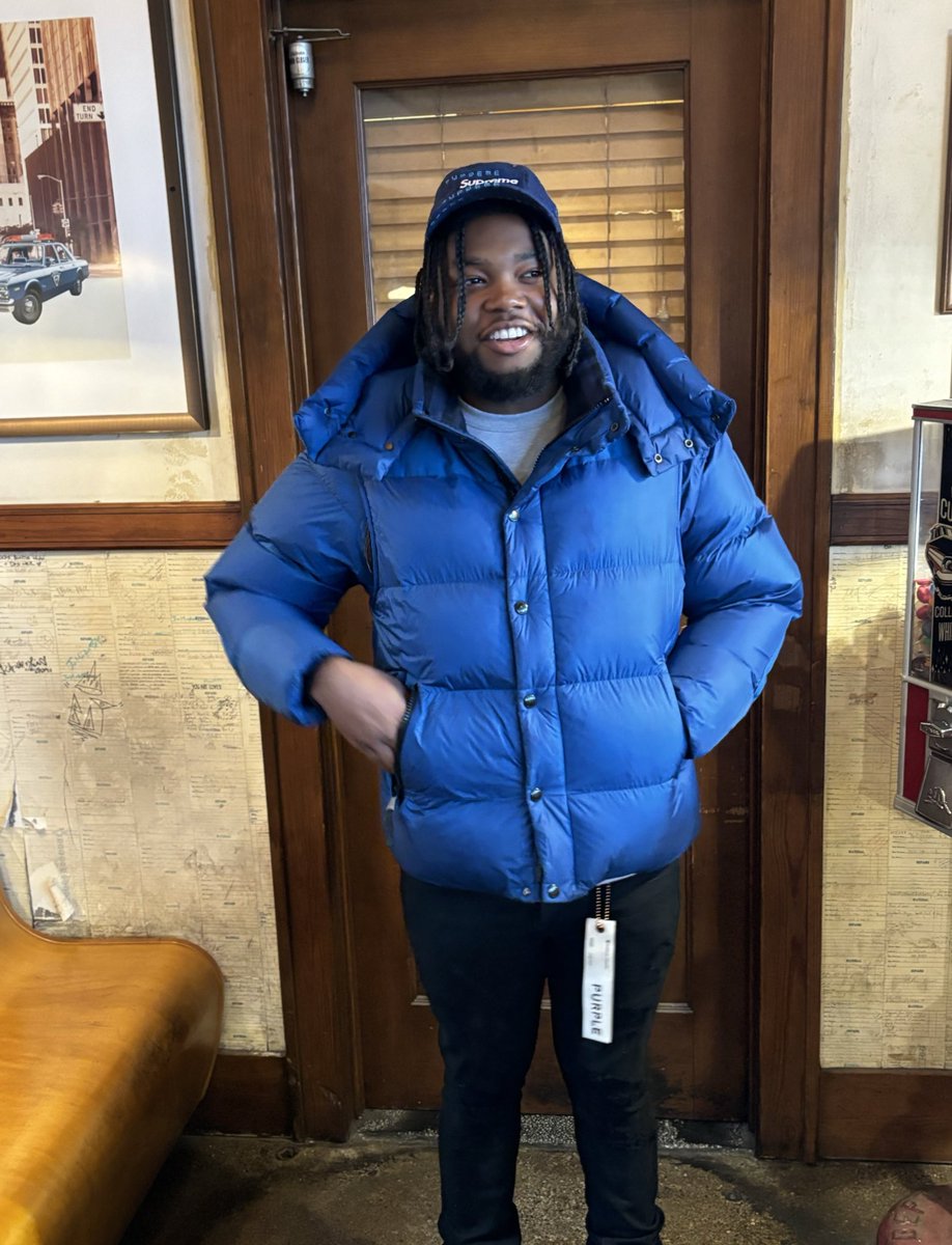 LB___7's tweet photo. Might as well flood rq https://t.co/0BEDcopWKt