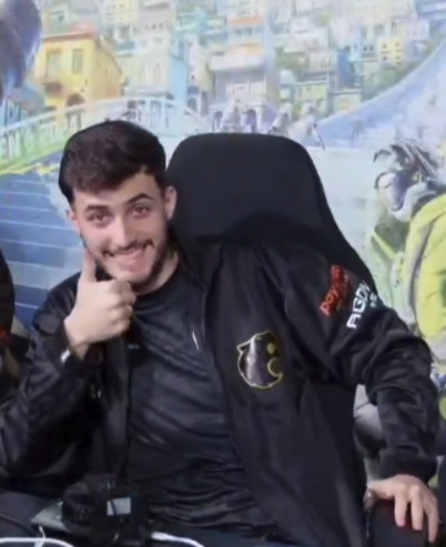 +8 pontos em Erangel pra #FURIAPUBGM 

Cola na torcida pra empurrar o time em mais um jogo!
Twitch.tv/FURIATV 🔴

#DIADEFURIA #PMGO2023