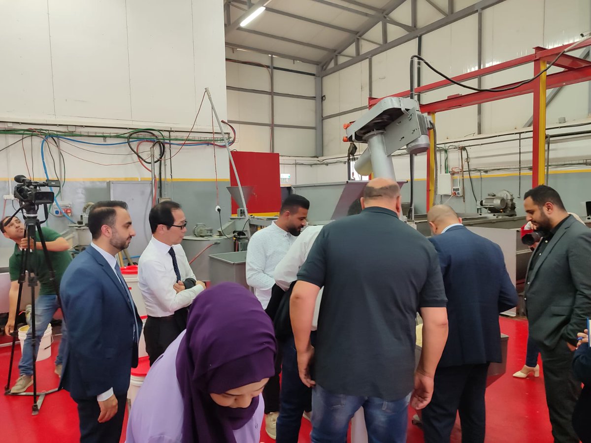 ROJ_Palestine's tweet photo. 🧵1/2
Happy to have new Jericho's Governor Dr. Hamayel at #JAIP yesterday with our partners, #IPIEA, #JAIPCo, #JICA, #UNDP and #UNIDO. Governor Hamayel got first hand info on both JAIP’s challenges and potentials
🇯🇵🤝🇵🇸 https://t.co/qZZw04Cdr2