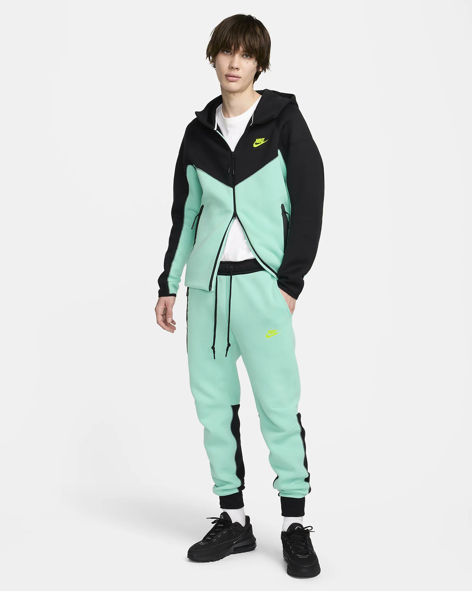 M Nike Tech Fleece Tiffany テックフリースティファニー M Nike Tech Fleece Tiffany テックフリースティファニー