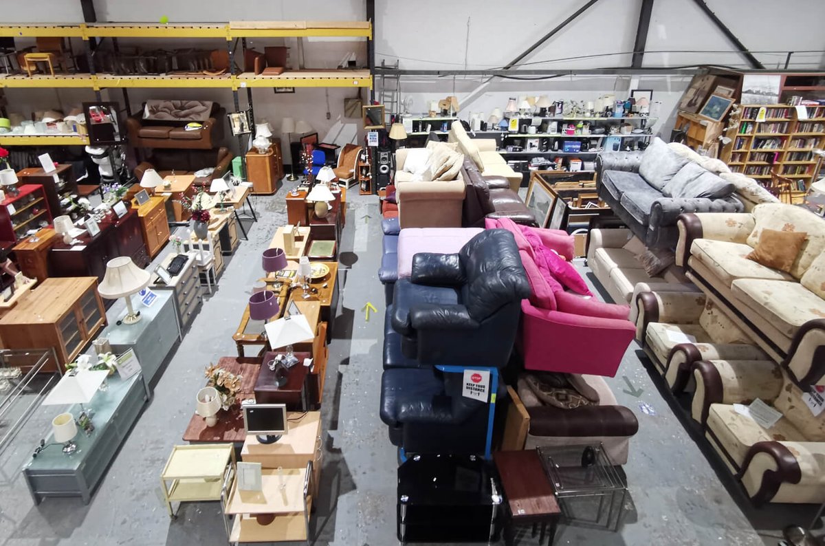 Want to get involved as a volunteer at a local homelessness charity? 

Check out the latest list of opportunities within the Emmaus Merseyside #Charity and #SocEnt...
emmaus.org.uk/merseyside/sup…