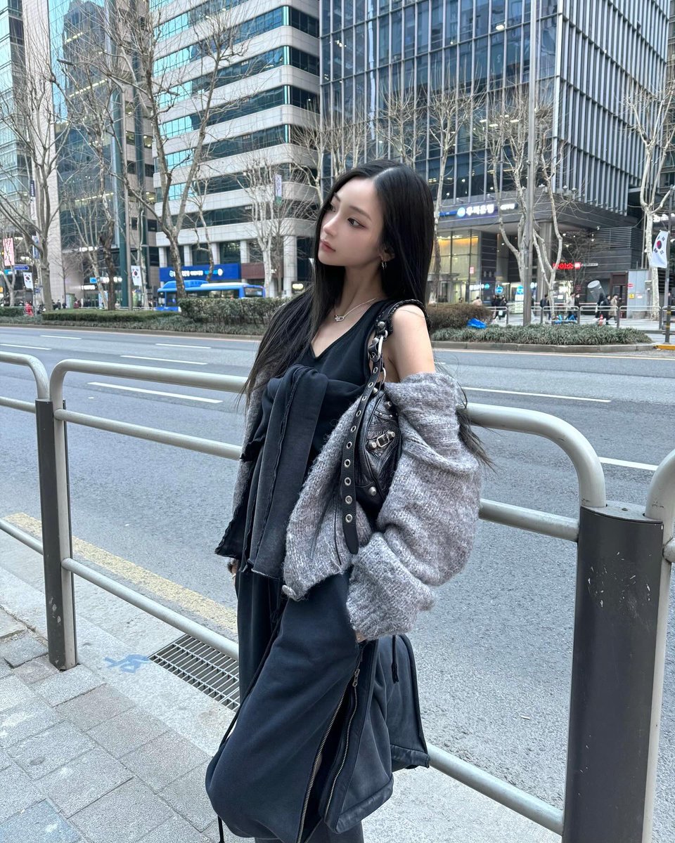 aya961109's tweet photo. 🖤🖤🖤🖤 https://t.co/M2GmpA3ZZx