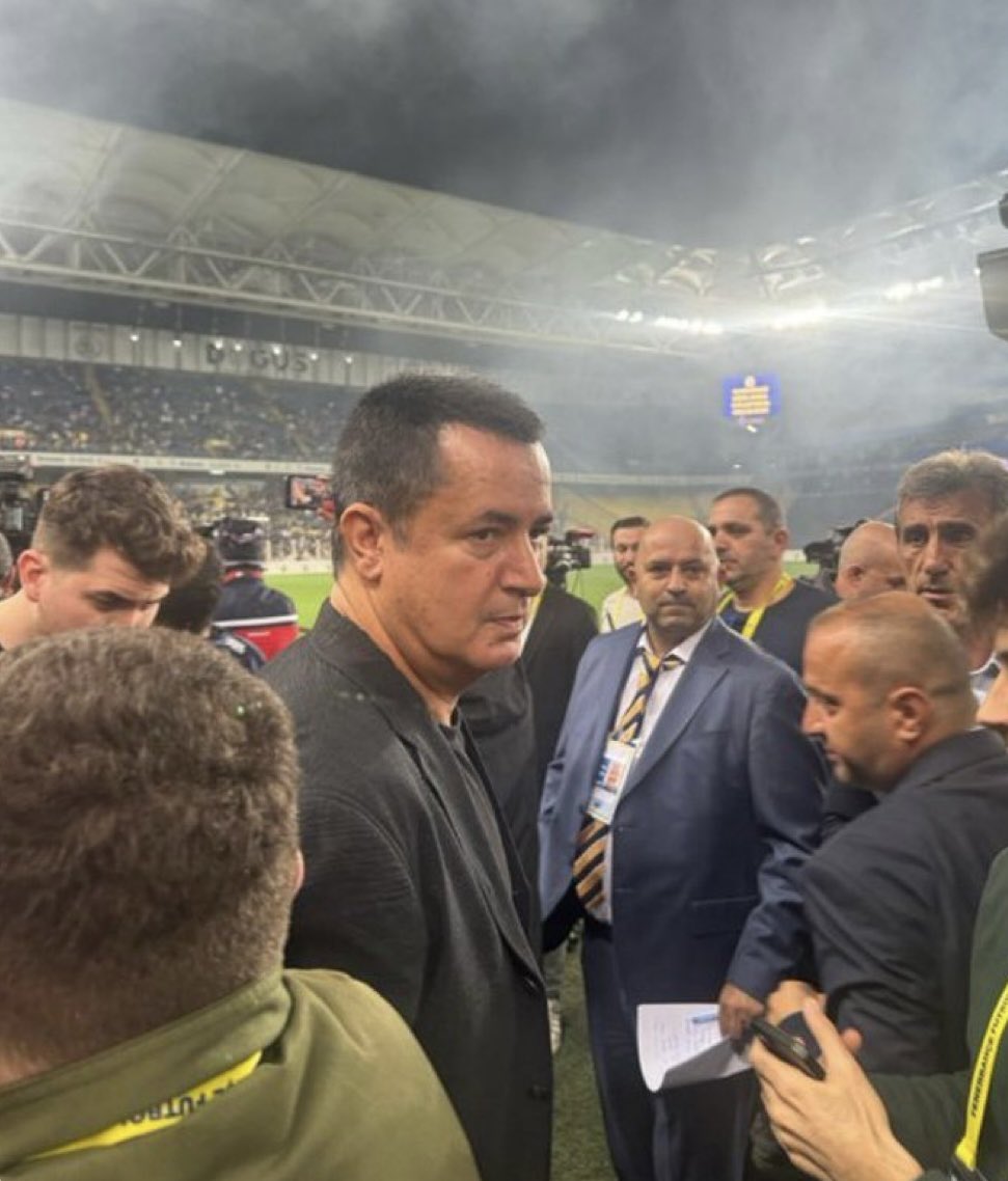 Adnan oktarın müridi  #AcunMedyaBOYKOT