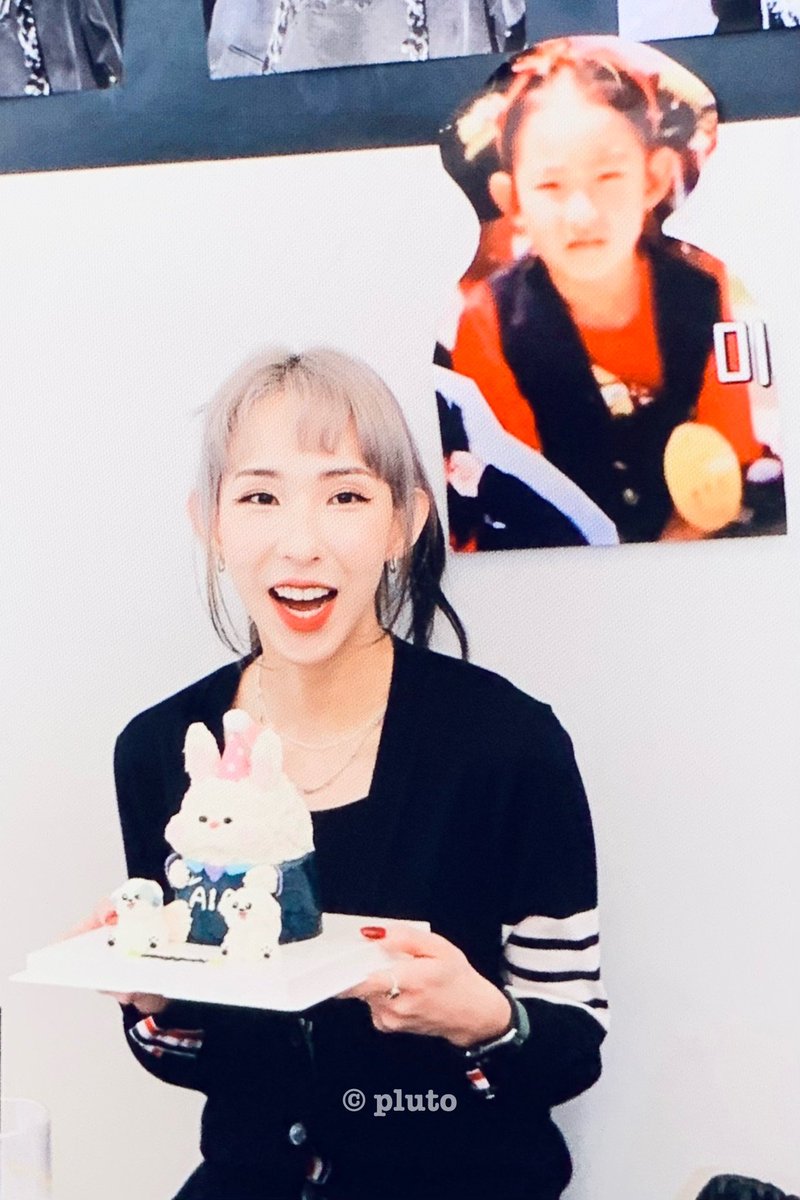 pluto_0403's tweet photo. 행복한 하루를 선물해 줘서 고마워요 생일 축하해요 💚

#해피묭묭데이
#HAPPYMINADAY
#미나명 #딥앤댑 #MINAMYOUNG #DEEPNDAP https://t.co/KwYuATLyM6