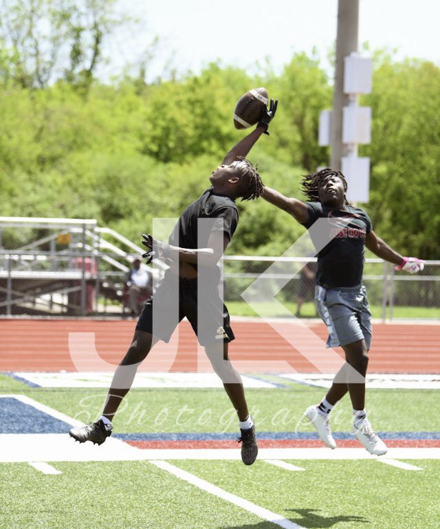 OnTopAthletics Inc📚🏈⚾️ tweet media