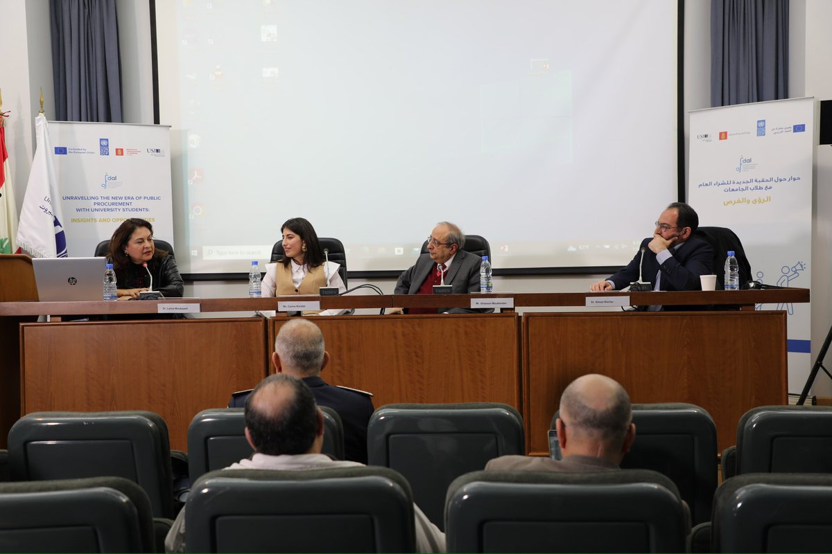 وقفتنا هالمرة كانت بـ <a href="/ofp_usj/">Obs fonction publique et bonne gouvernance (OFP).</a> وبحضور أهم الخبراء بمجال #الشراء_العام بـ 🇱🇧!

مع <a href="/LamiaMoubayed/">Lamia Moubayed</a> و @elellieh و <a href="/GhassanMoukhei1/">Ghassan Moukheiber</a> و <a href="/simonkachar/">Simon Kachar 🇱🇧 🇦🇷</a> و <a href="/OkaisGeorge/">George Okais</a> و<a href="/MMoursel/">Mahassen Moursel</a> ناقشنا سبل تفعيل قانون #الشراء_العام ودور #جيل_الشباب بـ #مكافحة_الفساد وتعزيز الحكم الرشيد بـ #لبنان .