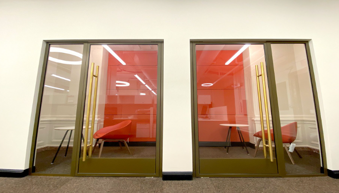 zona_glass's tweet photo. Renowned for impeccable craftsmanship and innovative designs, @zona_glass offers a diverse range of finishes to blend functionality with aesthetics.
Elevate your space to new heights: https://t.co/pMPgJmZLVe
#zonaglasswallsystems #whyzona #interiordesign #glasswalls https://t.co/NoJMn2HW4r
