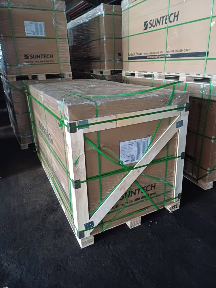 bafem_'s tweet photo. SUNTECH: ultra V [ Teir 1]
half-cell monofacial module 

⚡Module power: 555W
⚡Best choice for rooftop solar PV systems
⚡ Excellent outdoor power generation performance 
⚡12yr warranty product warranty
⚡25yr linear extra power warranty
Available at BAFEM SOLAR 

0901 744 5136 https://t.co/qpXyFKnHDt