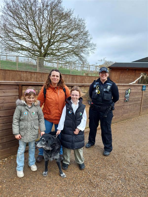 🐑 OPERATION RECALL - A brilliant end to the national week of action around Livestock Worrying/Attacks. Today we spoke to loads of responsible dog owners at Jimmys Farm! We also attended lots of Vets/Doggy Daycare centres to spread this vital message. #OpRecall #naturewatch#rspca