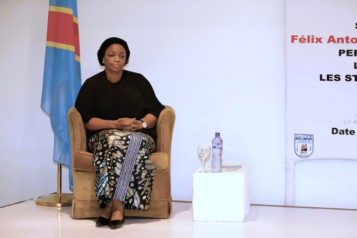 OMSRDCONGO's tweet image. En 🇨🇩, les autorités gouvernementales et @OMSRDCONGO ont commémoré ensemble la Journée mondiale de sensibilisation à l'#autisme à #Kinshasa. 

La #stigmatisation des personnes autistes est un problème qui doit être abordé à la fois par les décideurs publics et par les donateurs.