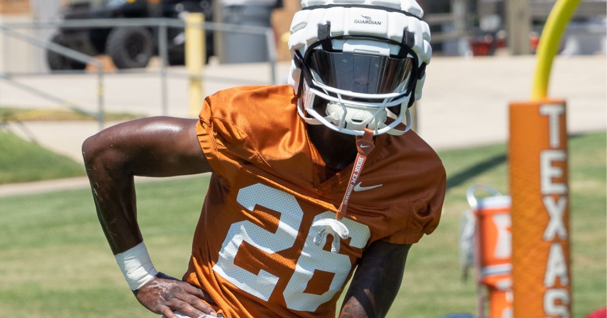 Want the latest practice news and notes? @BobbyBurtonOTF has you covered (FREE). ontexasfootball.com/forums/topic/1…