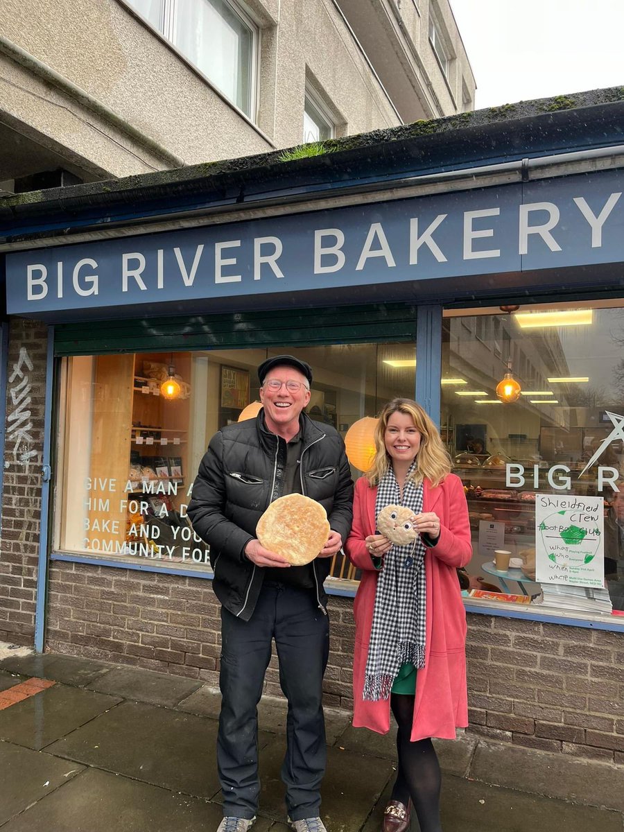 I used to stand on a chair in my Nana's kitchen and help her bake stotties and cook soup for the family. @BigRiverNE are keeping stotties alive whilst acting as a community catalyst, feeding and training people, incubating local business & spreading creativity & kindness (1/2)