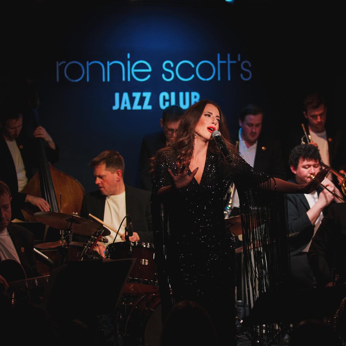 We are beyond excited that the brilliant @EmmaSmith_Music will be bringing her 'She Sings Sinatra' project with an all star Big band to @StEdsCanterbury on Friday 20 September! A sell out @officialronnies plan a weekend in lovely Canterbury! Tickets VERY SOON! #ticketsource