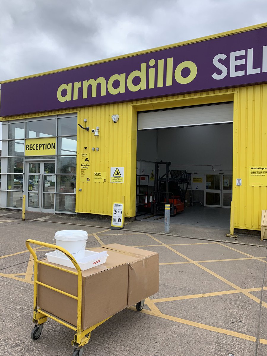 We recently collected riverfly equipment to take to St Cecilia's Primary School for a session about river invertebrates. Thanks to Armadillo for providing storage. #freestorage #armadillo
