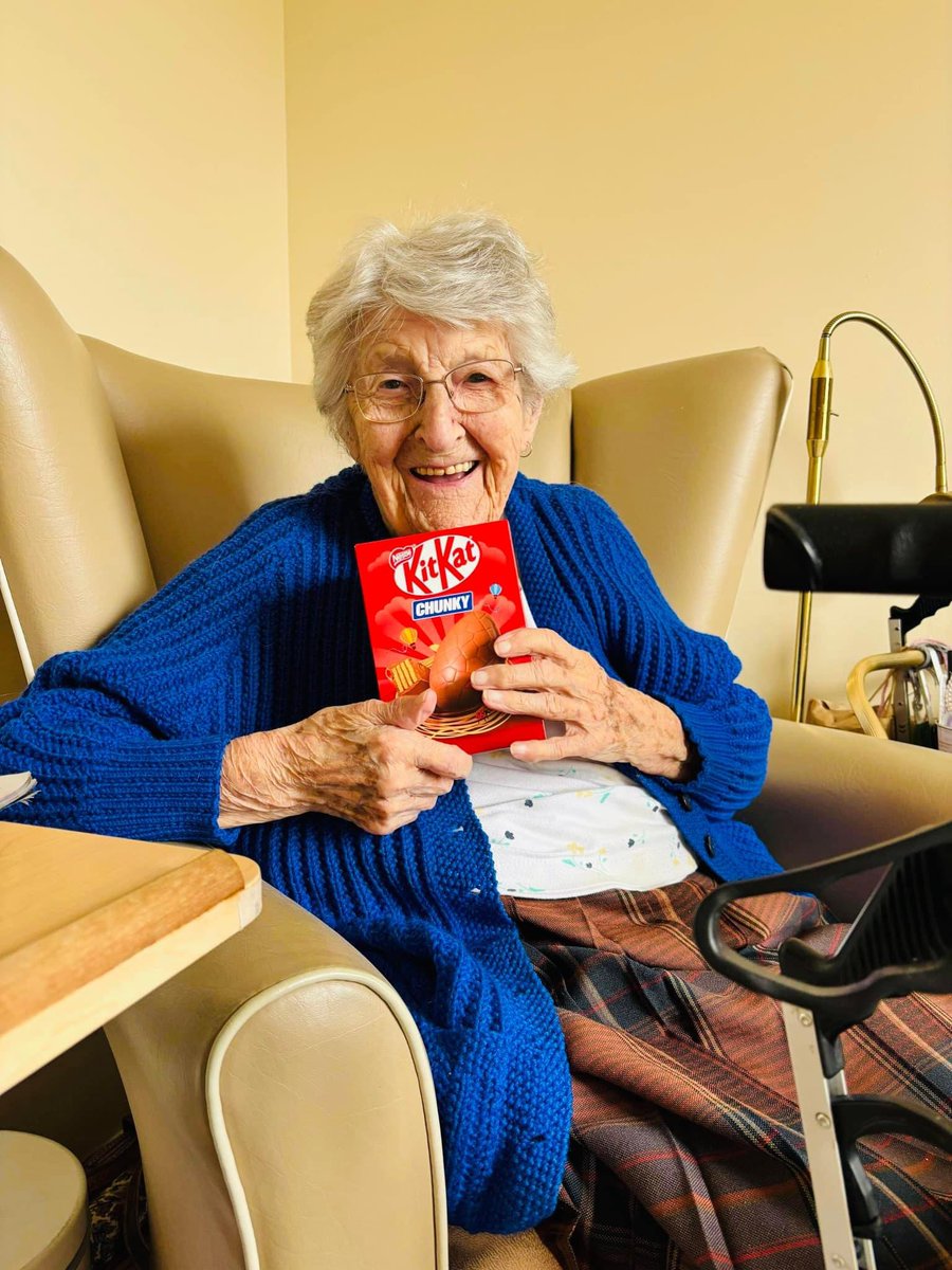 We enjoyed a lovely weekend full of Easter celebrations here at Wellburn and of course plenty of visits from the Easter bunny too 🐰🍫

What did you get up to over the Easter weekend? 🐣

#eastercelebrations #easterweekend #carehomeactivities #lifeatwellburn #wellburncare