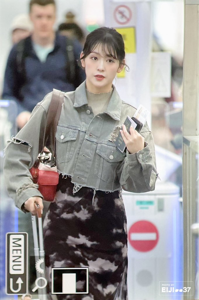 240403 ME:I 羽田空港 出国 preview ✈️💕 @official__ME_I_ #蘭