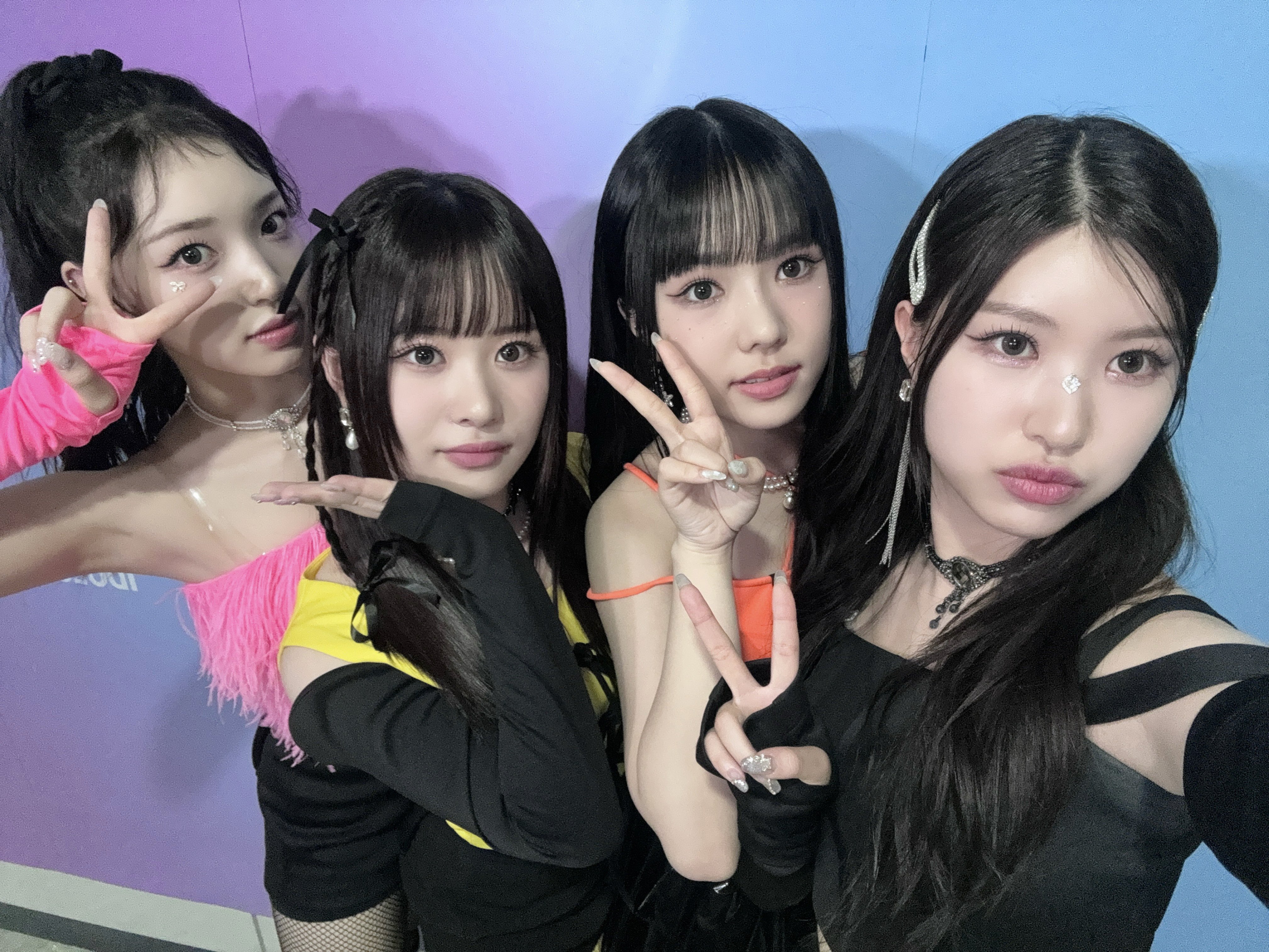 GKPBf5EaYAE4PVV?format=jpg&name=4096x4096