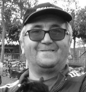 Nous avons appris, avec une immense tristesse, le décès brutal de notre agent et ami François Arrighi.
Al di là di l’agente era un omu di una bravezza tramenda.
Simu oghje, eletti è persunali di a merria, in dolu. 
Ferma è firmarà impressu u so surrisu per sempre.