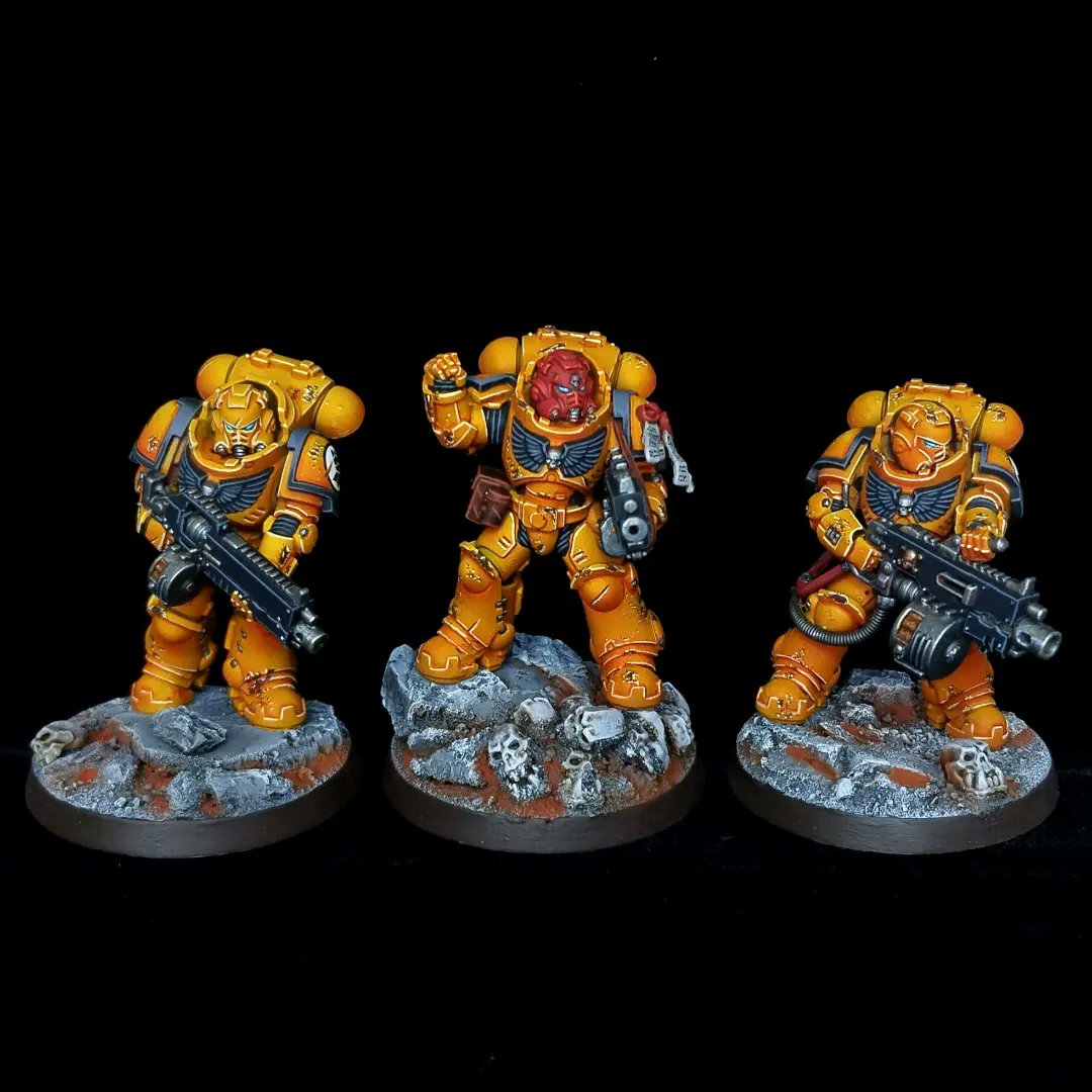 karv_n's tweet photo. @warhammer Imperial Fist last commission 😁 https://t.co/abWnom1eab
