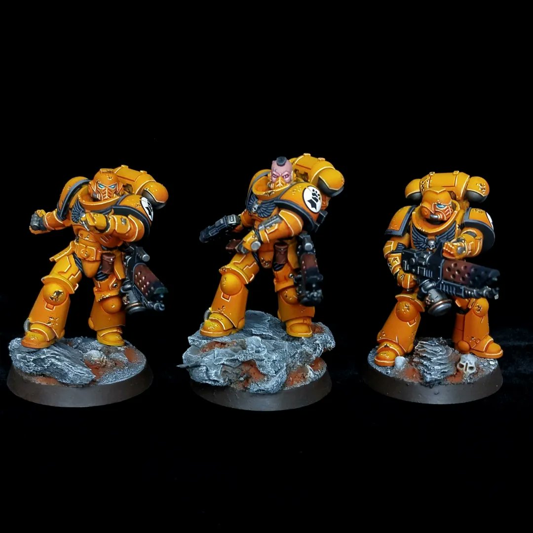 karv_n's tweet photo. @warhammer Imperial Fist last commission 😁 https://t.co/abWnom1eab