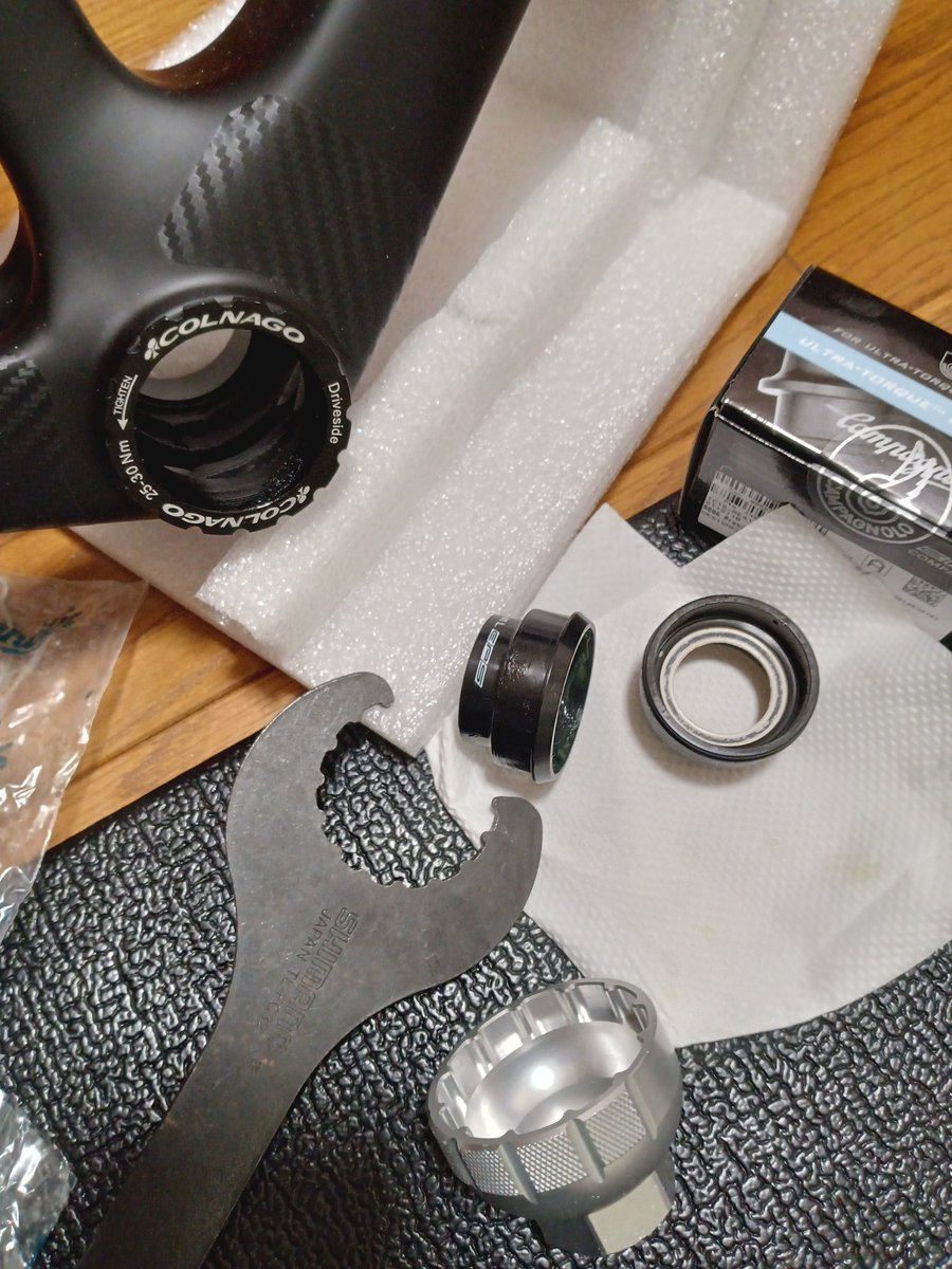 Mr60365038's tweet photo. #ロードバイク
#BB86
え?手で動くやん
これ閉める工具ないんよねー
どれも合わない
SPECIALIZEDのプラクシスワークスも
回せなかったけど
COLNAGOのカップは
外径53mmの16ノッチ
探して買うか
手で回るようなのアカン思う https://t.co/m5q6HqiFsW