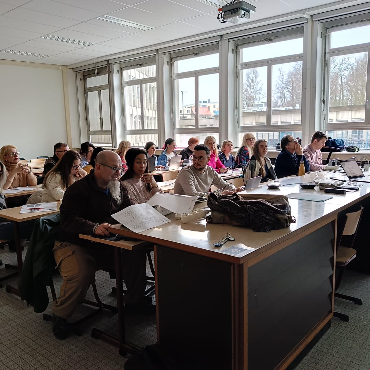 Beginning March teachers from 5 different countries met in Ghent for a training on behalf of the My Eco Lab project.