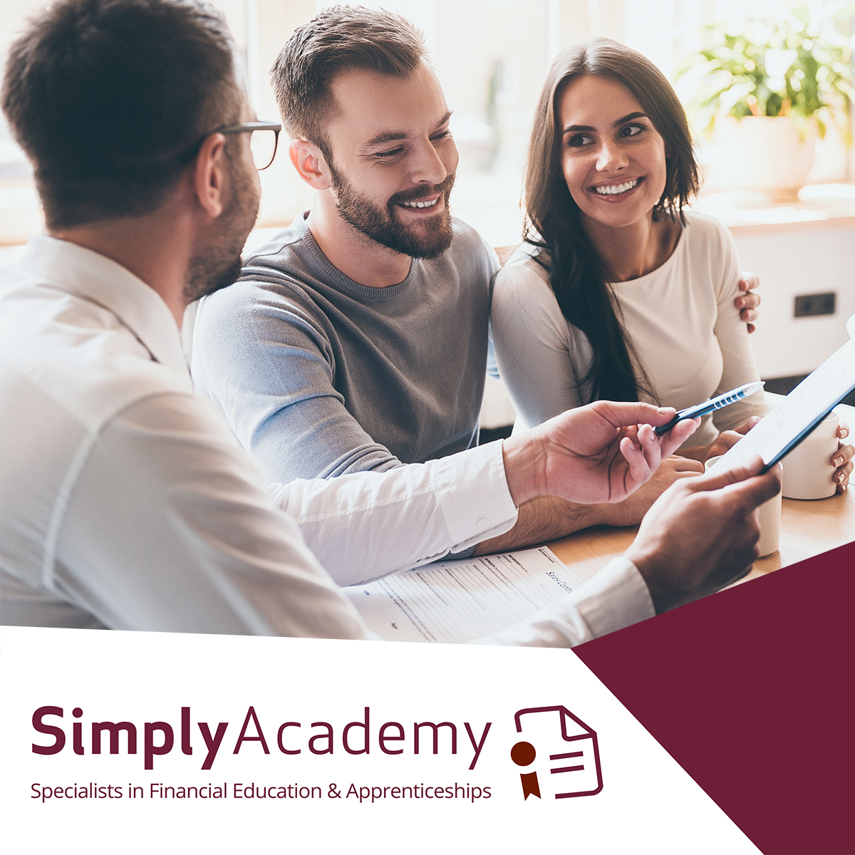 🏠 The Level 3 #MortgageAdviser #Apprenticeship is a great way to start a new career in Mortgage Advice. 🎓 You’ll study for the #CeMAP qualification while gaining real-life industry experience in a paid role. 🖥️ For more details, visit simplyacademy.com/apprenticeship…