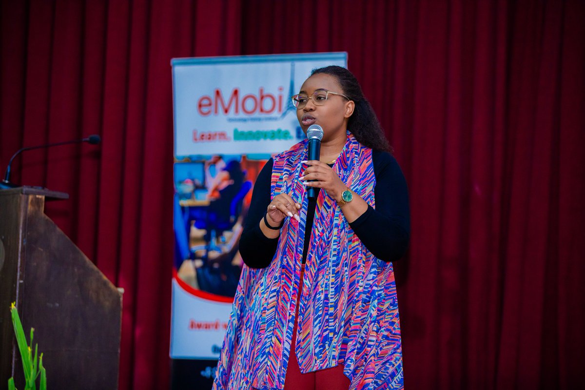 eMobilis's tweet image. Sarah goes on to add that &quot;Quality is more important than quantity: The number of certificates you hold is not as
significant as to the experience and skills you bring to the table.&quot;
#eMobilistechtalk #techtalk2024 #nurturinginnovators #technovation
#emergingtechtrends