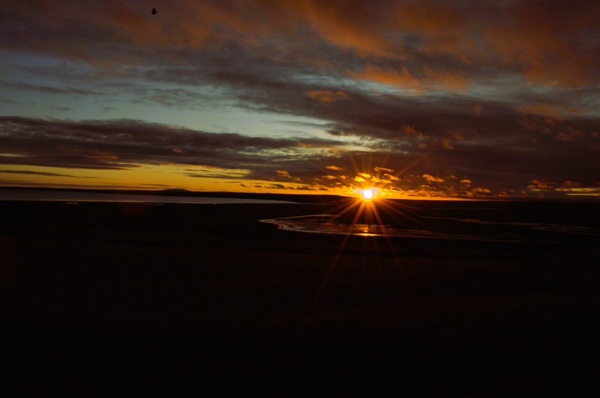 GM🌞…Sunset last night over the #Tantramarmarshlands #visitnewbrunswick #BayofFundy #StormHour #sunsetphotography