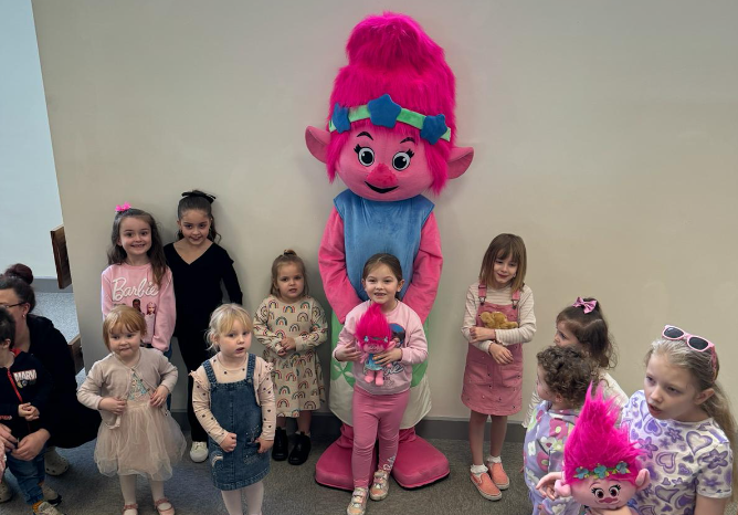A massive thank you to everyone that came to Brierley Hill Library yesterday to meet Poppy for our special Easter Rattle and Rhyme session, It was great to see the session so well supported! Thanks to @MoreMascotsPls for their support in organising the event.