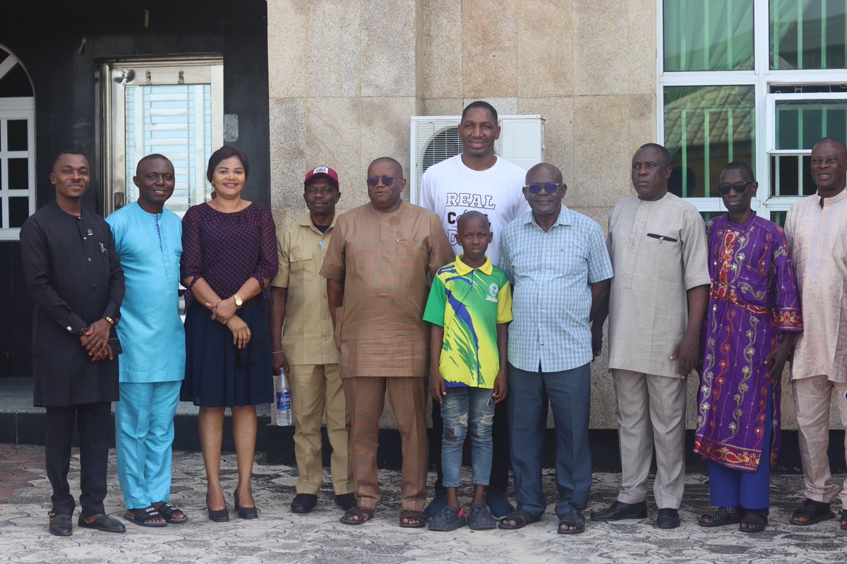 In partnership with @FordFoundation , we organized a sensitization workshop for our Community Justice Team, the Board of Trustees, Management Committees and Advisory Committees for both Ibeno and Mbo communities in Akwa Ibom State. The workshop aimed to tackle challenges…