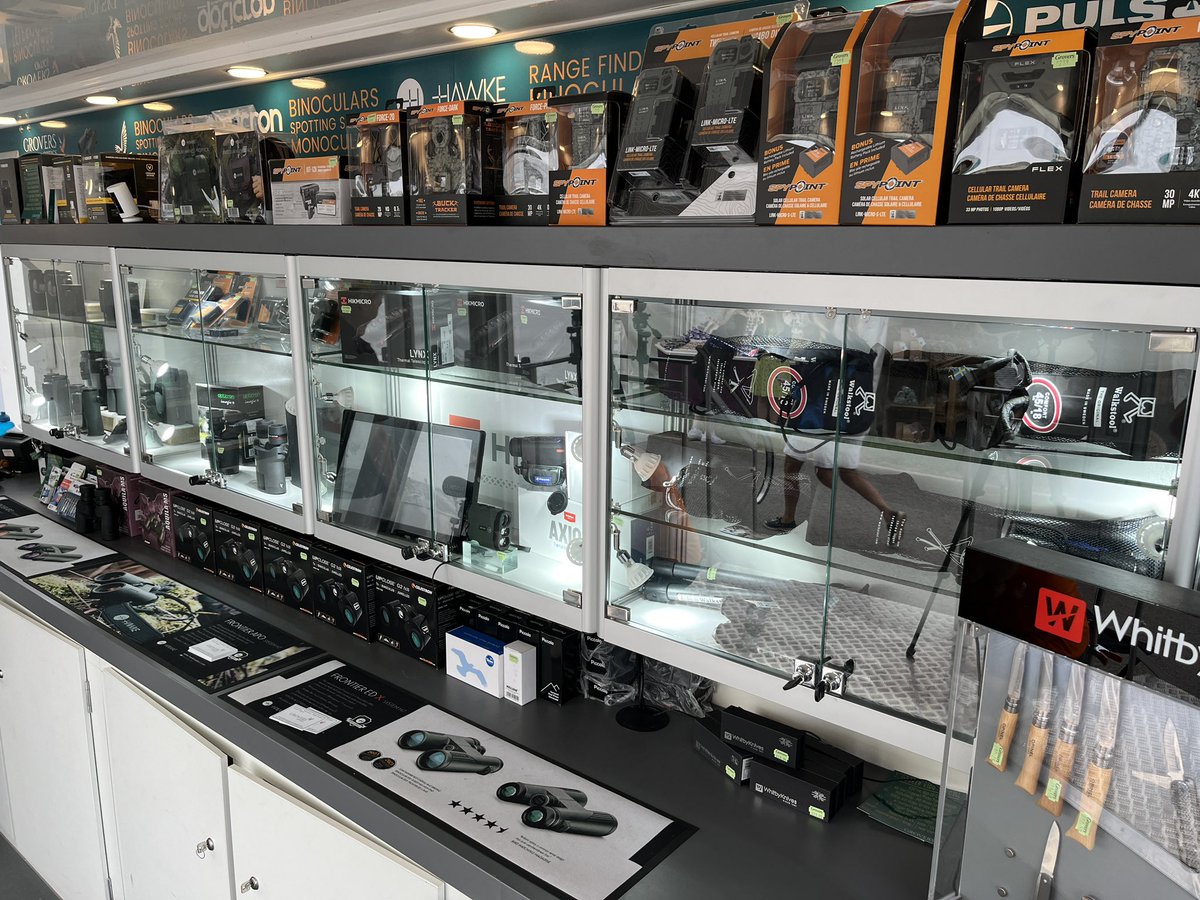 GroversOptics's tweet photo. Friday We are outside with our binoculars, spotting scopes, nature cameras, night vision &amp; expert advice. Is there something you especially want to try! See you in Our lovely High Street next Friday 11-4pm for the Northallerton Fun Day: https://t.co/isqS9byu4B @nybirdnews https://t.co/iaALRrDkXi