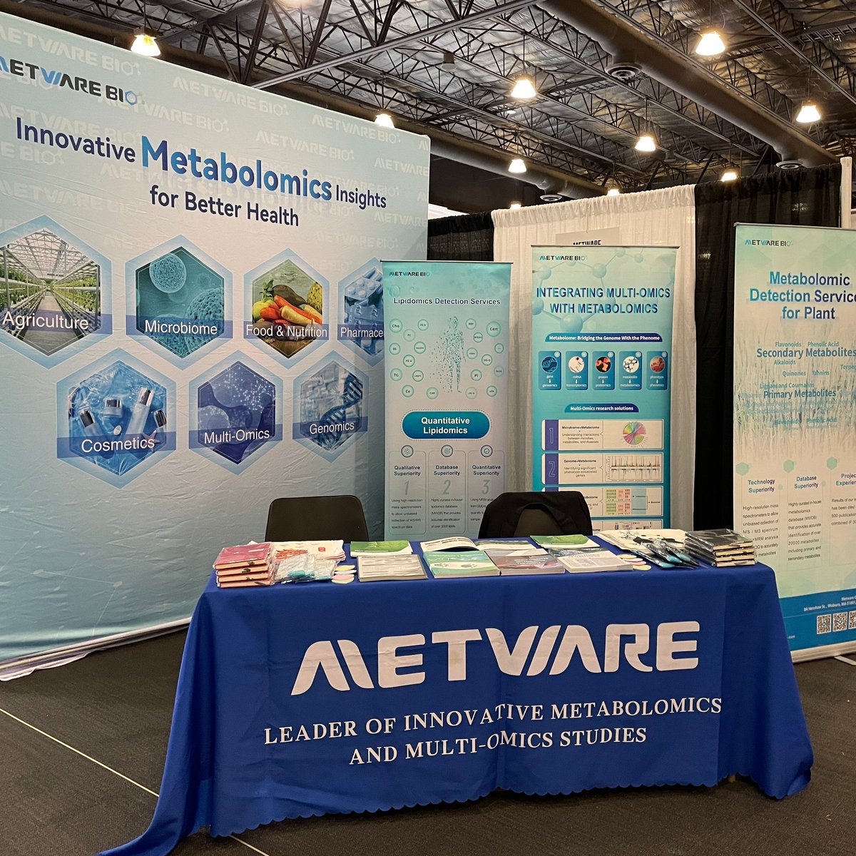 MetwareBio is showcasing the power of #Omics at #AACR2024! Visit us at booth #4245 to learn how our #Metabolomics, #Lipidomics, & #Proteomics services can accelerate your discoveries. metwarebio.com #CancerResearch
