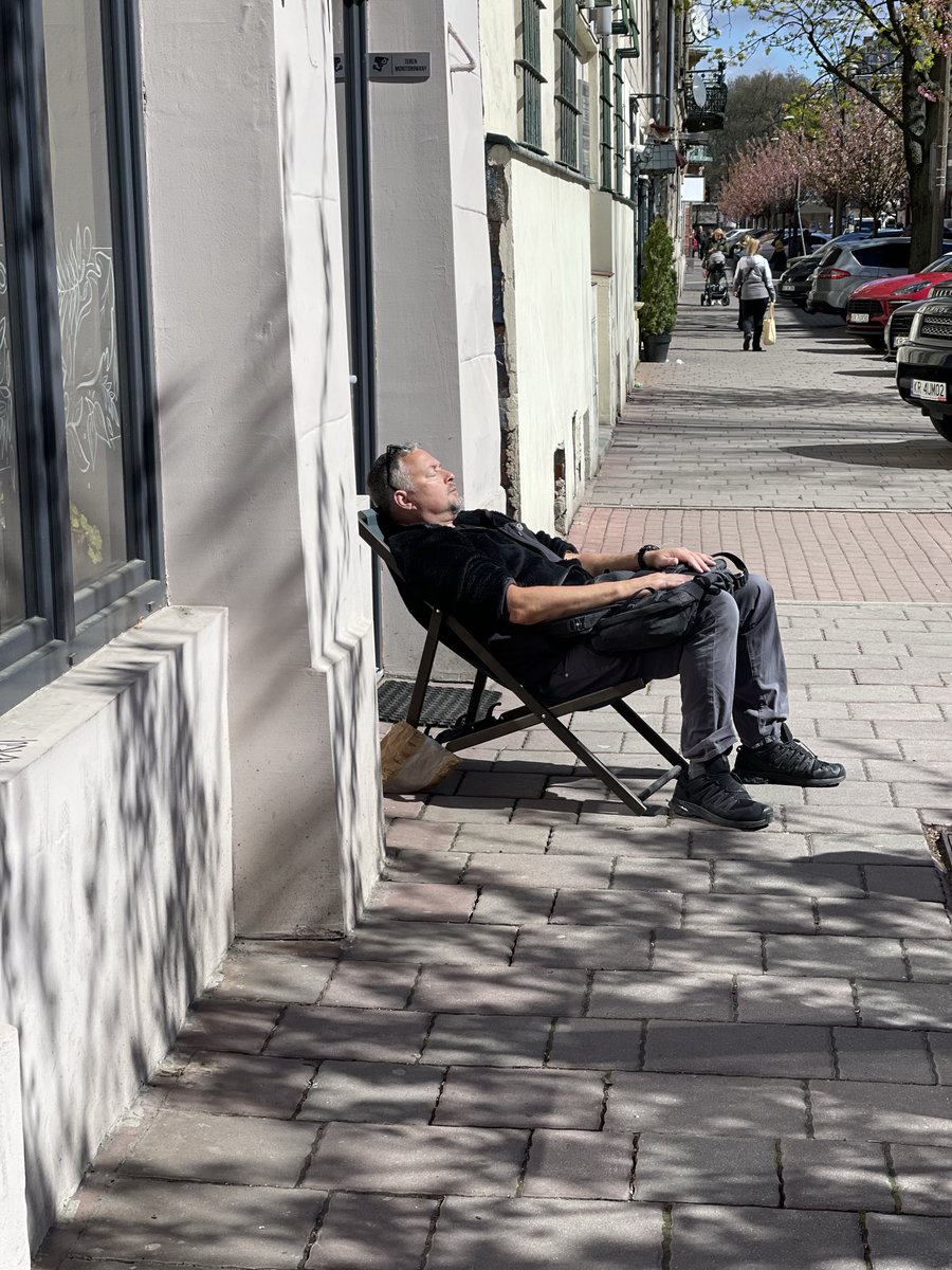 karin_haggerty's tweet photo. Visiting #krakowand the pace after #london is very hectic. #poland #gotitright 😂 https://t.co/b5fhp90y6d