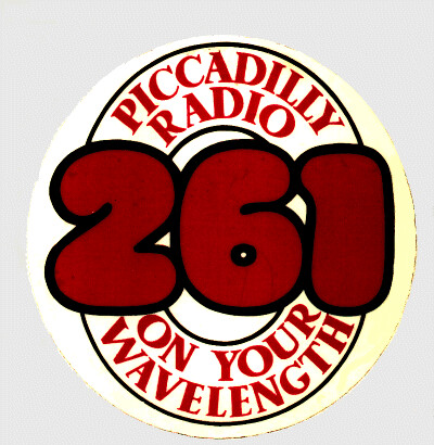 HAPPY 5OTH BIRTHDAY TO @PiccadillyRadio 🎂 In April 1974 a legend was born when the first epic 45-second-long Piccadilly Radio jingle hit the airwaves. Find out more and listen to classic audio clips here 🎤🎶 manchesterarchiveplus.wordpress.com/2024/04/02/hap…