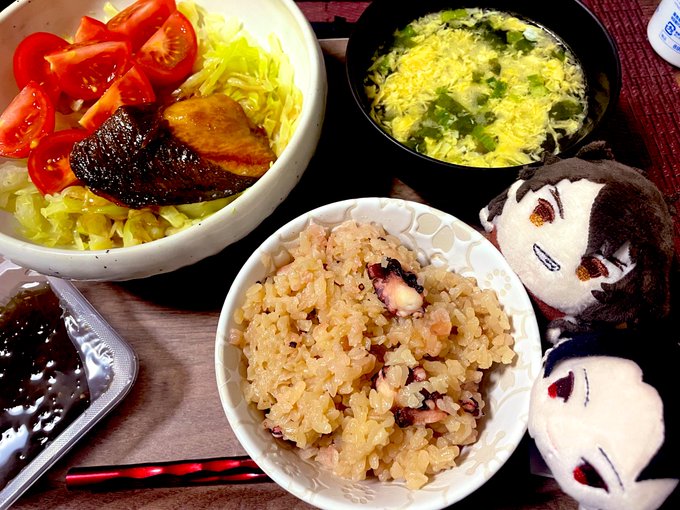 「カメラ目線 麺」のTwitter画像/イラスト(新着)