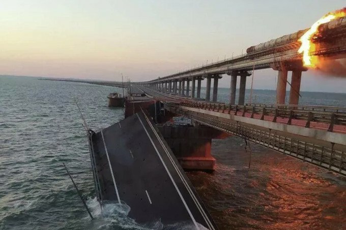 ❗️ The Crimean bridge is scheduled to be destroyed in the first half of 2024. Its destruction is inevitable - The Main Directorate of Intelligence of Ukraine official in an interview with The Guardian He added that the head of the department, Budanov, already has 'most of the…