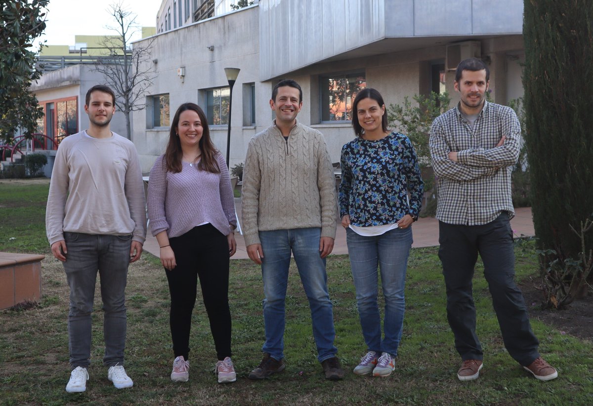 RmasD_csic's tweet photo. “Nos adentramos en el proyecto NEXTGEM sin tener una idea  preconcebida ni sesgada de los campos electromagnéticos”
Entrevista a Anna Laromaine @alaromaine, de @icmabCSIC sobre el proyecto @NextGEM_eu que investiga el efecto de campos electromagnéticos 

https://t.co/pvUWSeBJ9M https://t.co/MG7UX1Jorb