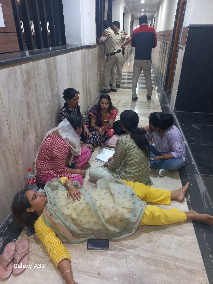 SadhnaS83611977's tweet photo. @raghav_chadha Sir look at our matter also....do justice with us https://t.co/ydu1uUNfDp