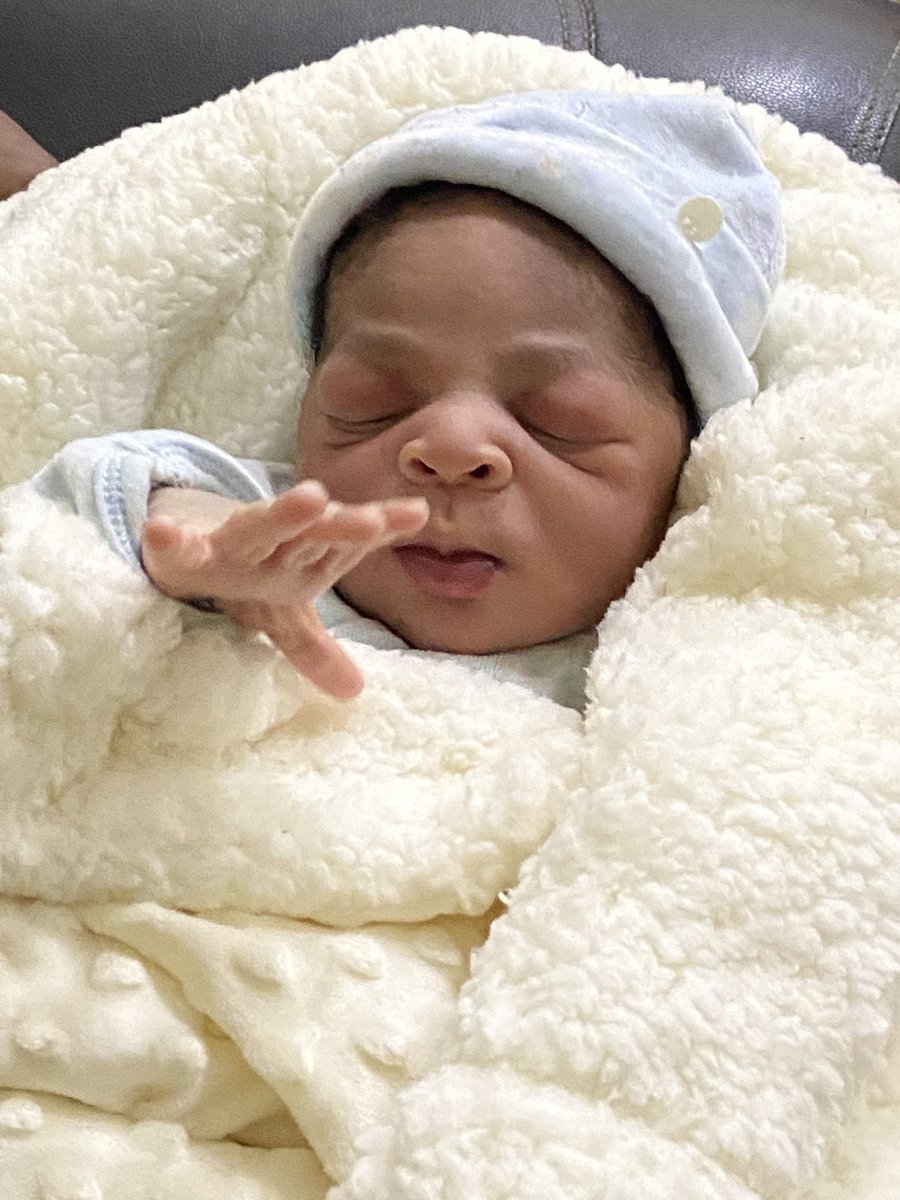abahwo's tweet photo. Lastest mom in town. God has been grateful and it ended in praise. https://t.co/GP5ym21Sil
