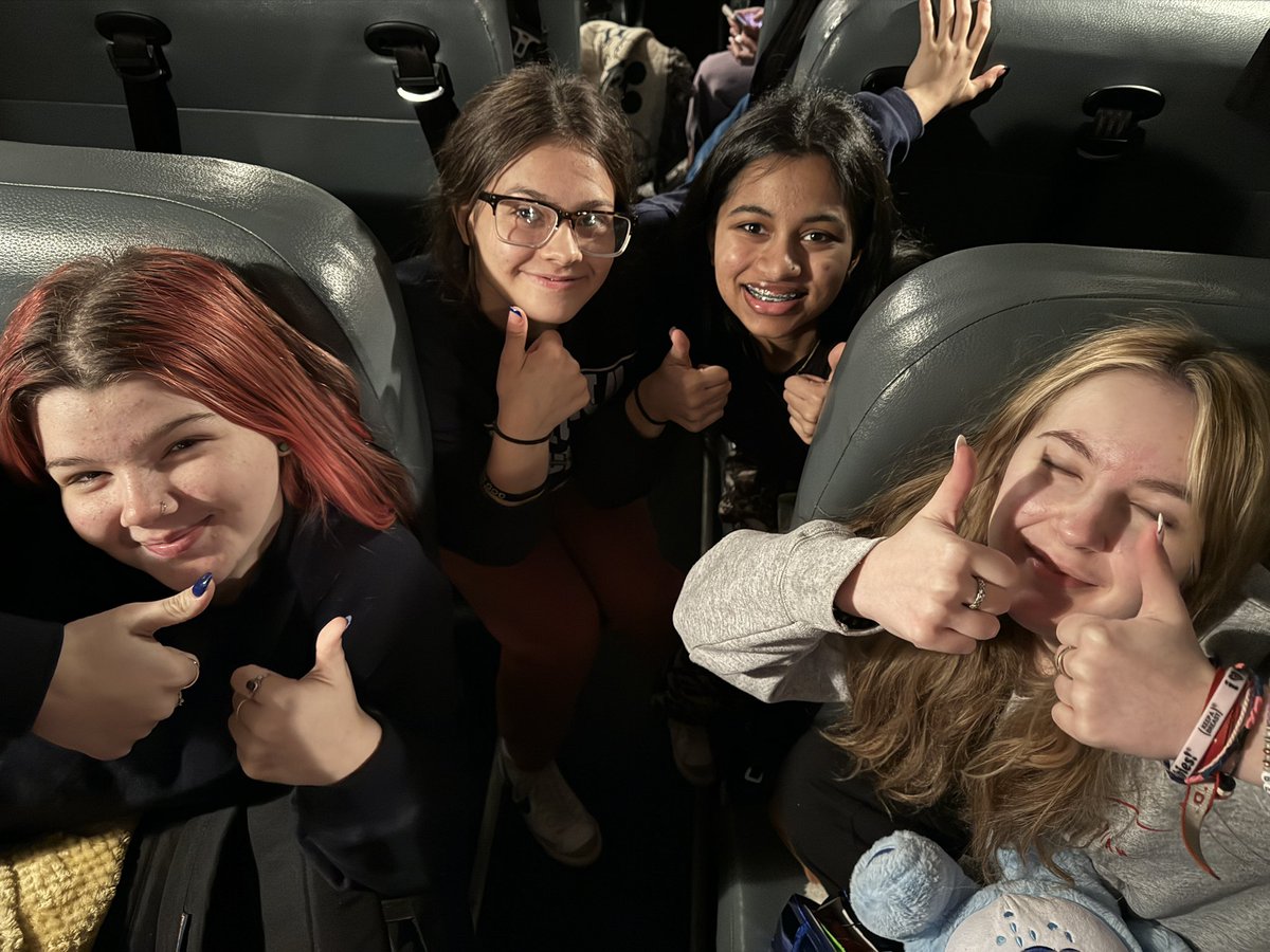 SuzyQPaylor's tweet photo. 4:30am and we all made it on the bus. Next stop HOSA State! @NHSTexans @NisdCTE https://t.co/0fFFZQU68v
