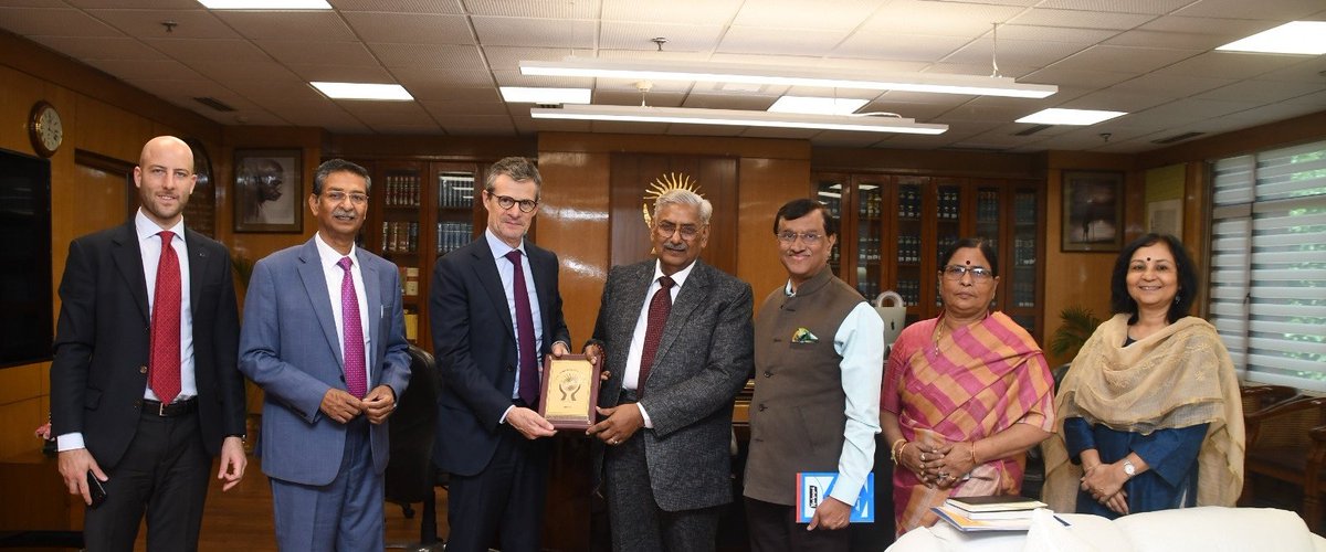 Today the EU Amb. to India, Mr Herve Delphin & Second Secretary, Mr Lorenzo Parrulli called on the NHRC, India Chairperson, Justice Sh Arun Mishra, Members, Dr D.M. Mulay & Smt Vijaya Bharathi Sayani today. Prior to this, they also had a courtesy call with the SG, Sh Bharat Lal.