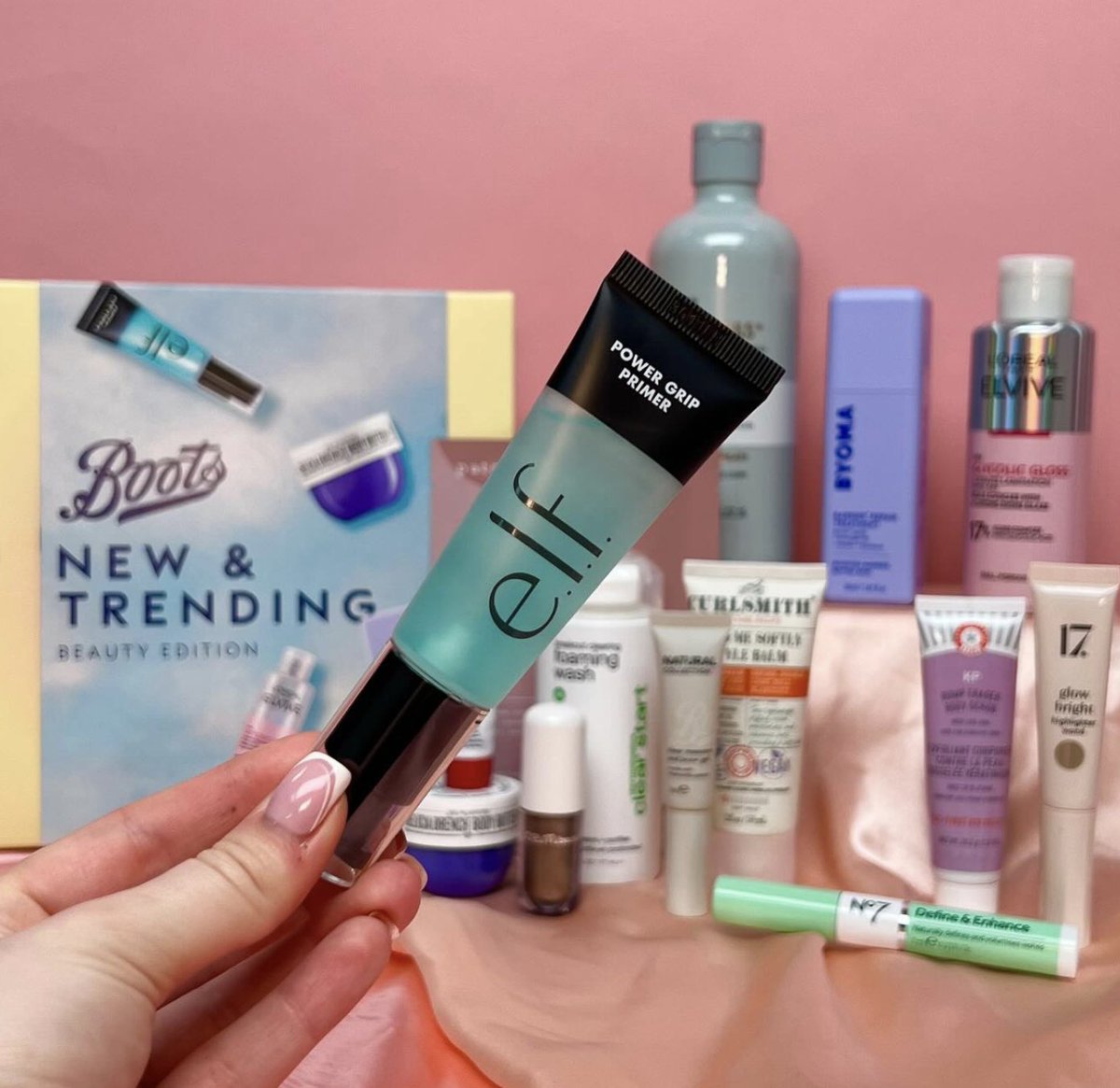 🚨Trending on social 🚨 @boots New and Trending Beauty Box is your one-stop shop for discovering viral, must-have makeup, skincare and haircare,