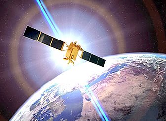 En una flagrante violación a la libertad de expresión y al derecho a la información, consagrados en la Constitución Política del Estado, el Gobierno, a través del Ministerio de Obras, instruyó el corte del servicio del satélite Tupac Katari a nuestro canal satelital, en una
