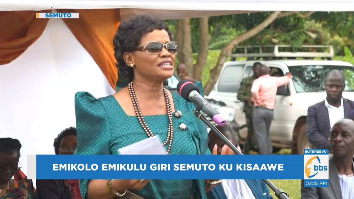 Nnaabagereka Sylvia Nagginda asanyukidde obujjanjabi obukolebwa ku ddwaliro lya Ssemuto Health Centre IV era naasaba abasawo obutaddiriza wabula bongeremu bwongezi maanyi. Nnaabagereka agamba eby’obulamu bikulu era bisaana okusoosowazibwa. Okwogera bino abadde Ssemuto mu Ssaza…